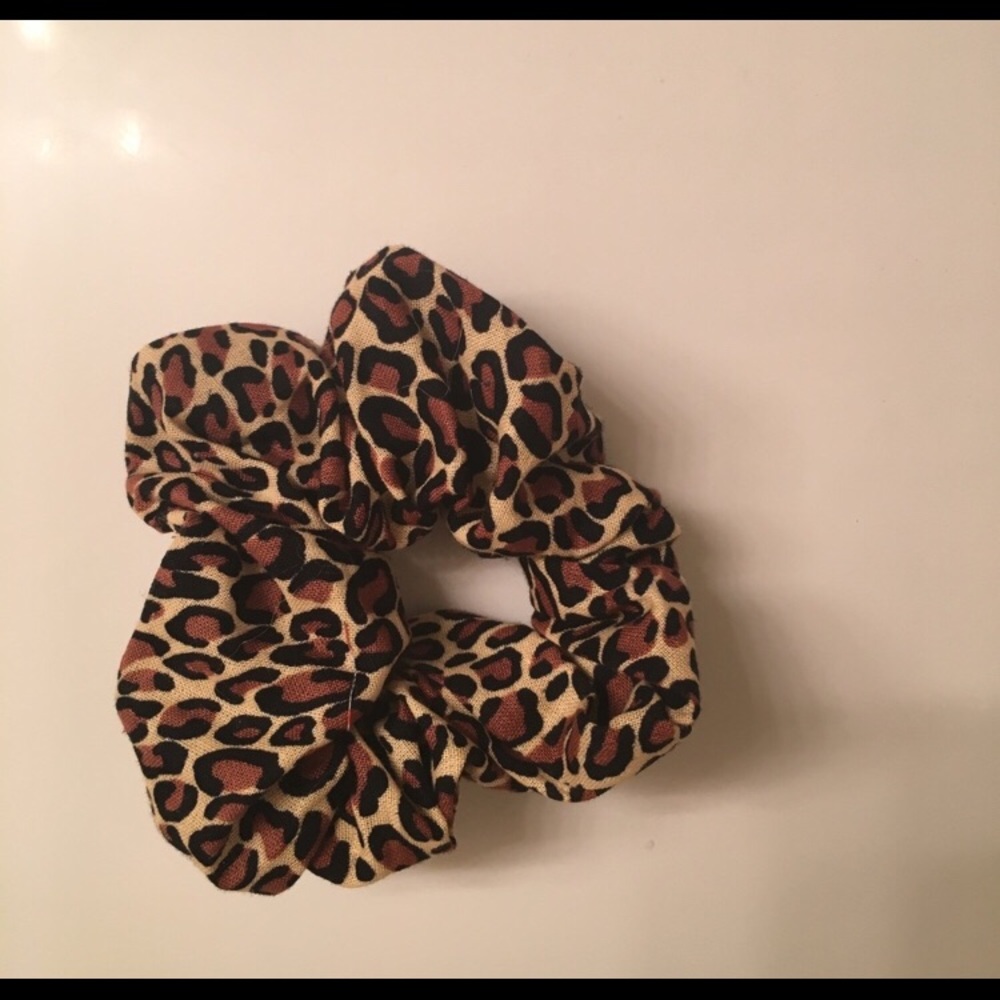 Cheetah Print Scrunchie